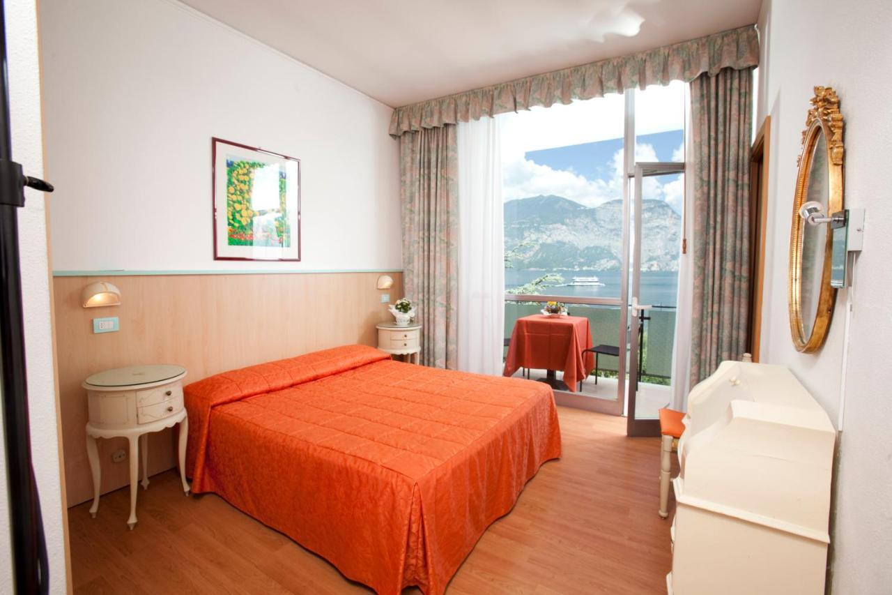 Hotel Residence Rely Brenzone sul Garda Pokoj fotografie